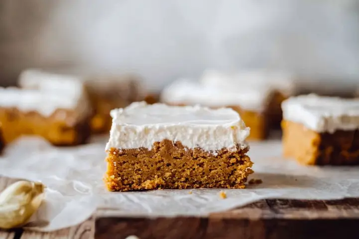 Vegan Pumpkin Cake Bars